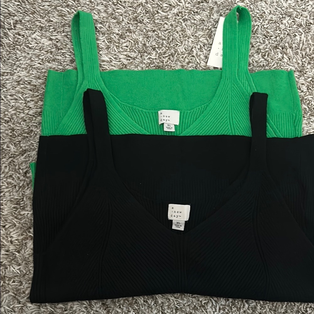 A New Day Green and Black Crop Tank Top Fitted
